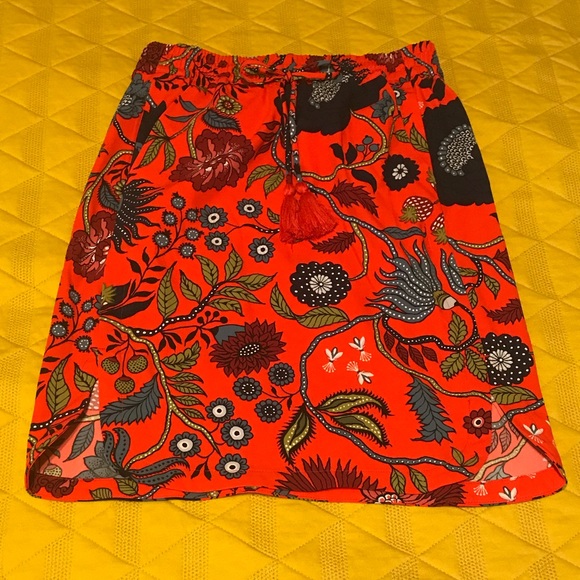 LOFT Floral Skirt NWOT - Picture 1 of 2